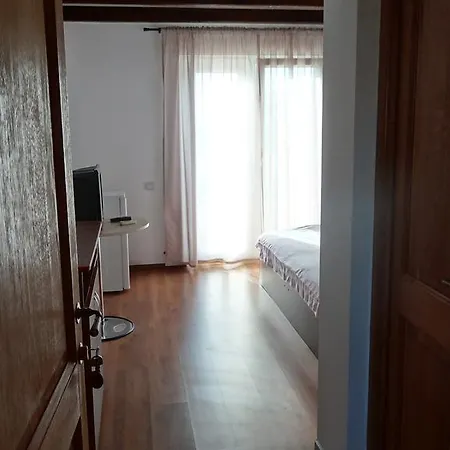 Pensjonat Vila Calypso Costinesti